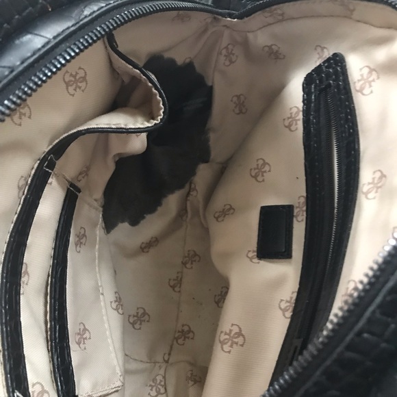 Guess satchel bag - Picture 2 of 2